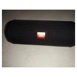 JBL - Flip 4 Portable Bluetooth Speaker - Black
