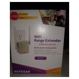 NETGEAR AC1200 WiFi Range Extender, Essentials Edition