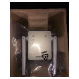 NETGEAR AC1200 WiFi Range Extender - Essentials Edition (EX6120)