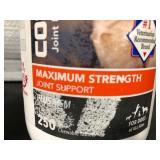 Nutramax Cosequin DS Maximum Strength Plus MSM Joint Health Supplement for Dogs, 250 Chewable Tablets
