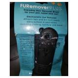 FURemover Handheld Pet Hair Removal Tool, Silicone Lint and Debris Remover