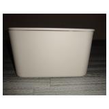 Yuema Pull Wet Wipes Dispenser Box with Moisture Seal Secure Lid, Baby Wipes Storage Box Keeps Wipes Fresh, Dustproof Tissue Box Case, Napkin Container, Nappy Wipes Holder (1 pc, White)