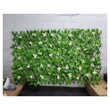 Lattice Floral Decoration