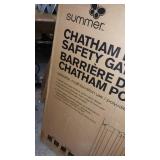 Summer Infant Chatham Post Safety Gate for Doorways & Stairways, with Auto-Close & Hold-Open, Grey Wash & White, 28.5 - 42 Inch