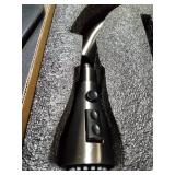 RULIA Single-Handle Pull-Down Kitchen Faucet