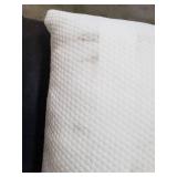 Molblly Memory Foam Pillow