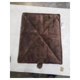 Furhaven Pet Products Self-Warming Plush Mat