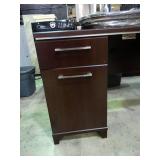 Cherry style L-shaped desk