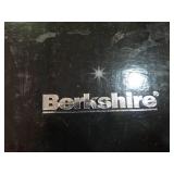 Berkshire Classic Automatic 3 Setting Watch Winder with AC Adaptor Black in original box