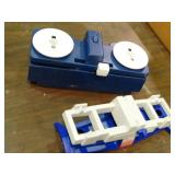 Couple student scales