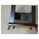 3 hole punch and wood post-it note holder