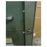 Heavy duty 5 drawer file cabinet, lockable by padlock. Drawers roll smooth.