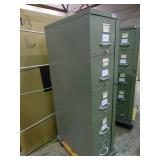 Heavy duty 5 drawer file cabinet, lockable by padlock. Drawers roll smooth.