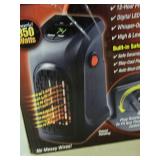 Wall outlet Handy heater, in original box