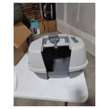 IRIS USA Large Hooded Corner Litter Box with Scoop