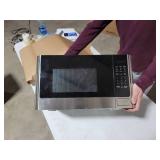 BLACK+DECKER Digital Microwave Oven with Turntable Push-Button Door, Child Safety Lock, Stainless Steel, 0.9 Cu Ft