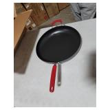 Amazon Basics Hard Anodized Non-Stick 14-Inch Skillet with Helper Handle, Red