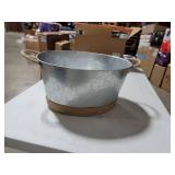 Twine Seaside Jute Rope Wrapped Farmhouse Galvanized Ice Metal Beverage Tub, Wine, Beer Bottle Bucket, 4.5 Gallons