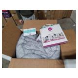 Posh Creations Bean Bag Chair for Kids, Teens, and Adults Includes Removable and Machine Washable Cover, 27in - Medium, Canvas Roses Mint