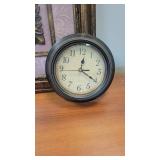 Home Décor - Gorgeous Framed Picture and a Round 3D Clock