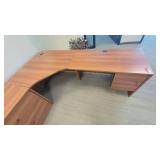 U Shaped Wooden Laminate Cubical / Desk Unit - Can be Separated into 2 Workstations