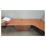 U Shaped Wooden Laminate Cubical / Desk Unit - Can be Separated into 2 Workstations