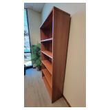 U Shaped Wooden Laminate Office Desk and Bookshelf