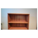 U Shaped Wooden Laminate Office Desk and Bookshelf