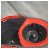 O- CEDER SPIN MOP W/ 2 CHANGEABLE MOP HEAD