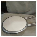 AMAZON FOLDABLE METAL ROUND STOOL