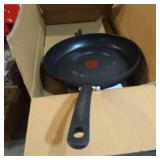 NONSTICK DISHWASHER SAFE COOKWARE FRY PAN W/ LID