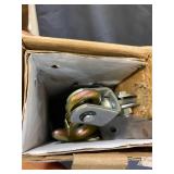 TEKTON 2 Ton Power Puller 5541