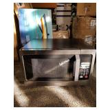 Toshiba EM131A5C-BS Microwave Oven with Smart Sensor, Easy Clean Interior, ECO Mode and Sound On/Off, 1.2 Cu.ft, 1100W, Black Stainless Steel