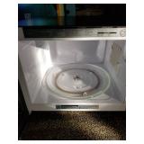 Toshiba EM131A5C-BS Microwave Oven with Smart Sensor, Easy Clean Interior, ECO Mode and Sound On/Off, 1.2 Cu.ft, 1100W, Black Stainless Steel