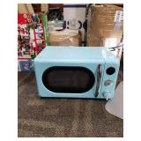Galanz - Retro 0.7 Cu. Ft. Microwave - Bebop Blue