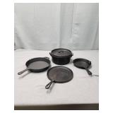 SET OF CAST IRON PANS