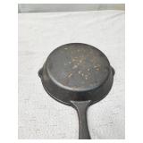 SET OF CAST IRON PANS