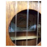 LIZARD JIMI UKULELE MODEL 5-60