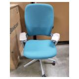 Steelcase Leap Chair w/ Platinum Base