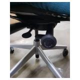 Steelcase Leap Chair w/ Platinum Base