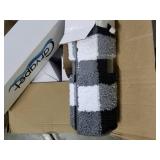 Carvapet 2-Piece Buffalo Plaid Rug Set