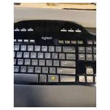 Logitech Wireless Keyboard & Mouse Bundle for Windows