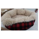 red and black plaid dog bed small