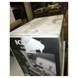 00050374 28 qt. Thermoelectric Electric Ice Chest