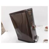 Home Zone Living 12 Gallon Kitchen Trash Can, Slim Stainless Steel, Step Pedal, 45 Liter, Black (VA41862A)