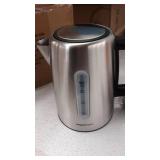 Amazon Basics Stainless Steel Fast, Portable Electric Hot Water Kettle for Tea and Coffee, 1.7-Liter, Silver