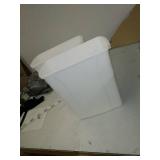 BoomKBTWUG, Knapp & Vogt -WH Replacement Trash Can,16 -Inch by 7.26 inch , White