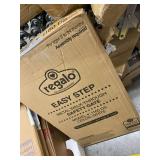 Easy Step Metal Walk-through Safety Gate, color:White