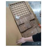 Wood planter With Trellis 1PC