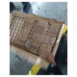 Wood planter With Trellis 1PC